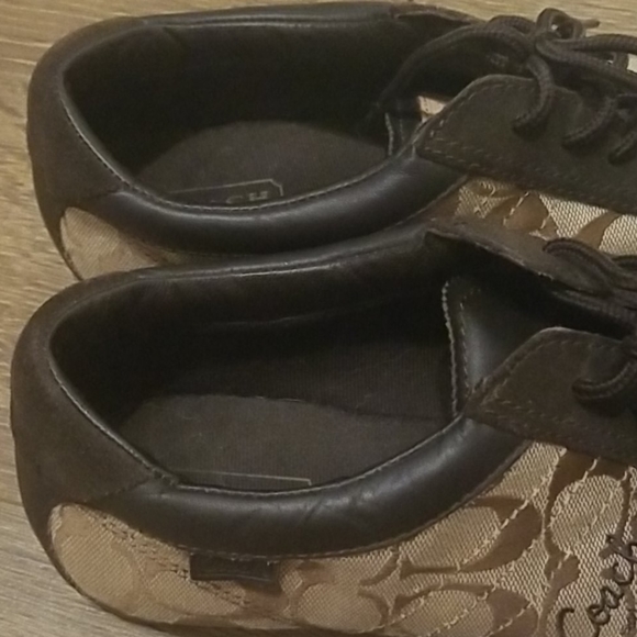 Used Coach GeeGee Sneakers Size 10 - Picture 4 of 9